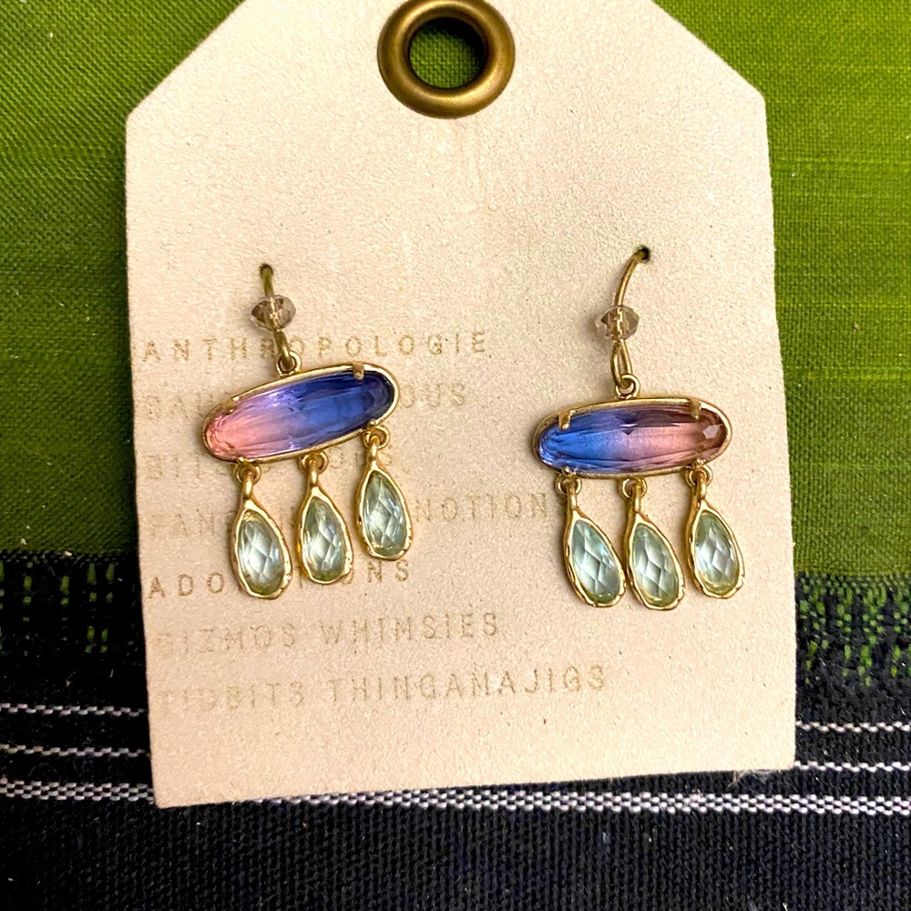 NWT Anthropologie dangling earrings